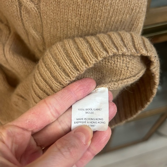 Vintage Gap Cable Knit Sweater - Picture 8 of 10